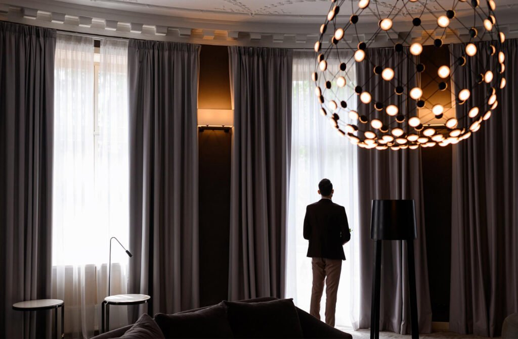 Latest Curtain Designs for Living Room That Interior Designers Love